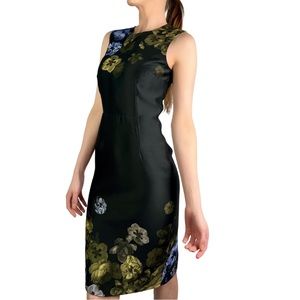 GIAMBATTISTA VALLI
Sleeveless Wool Shift Dress